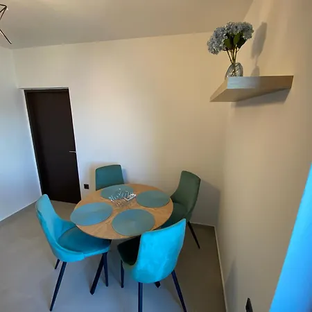 Kricin One Apartment